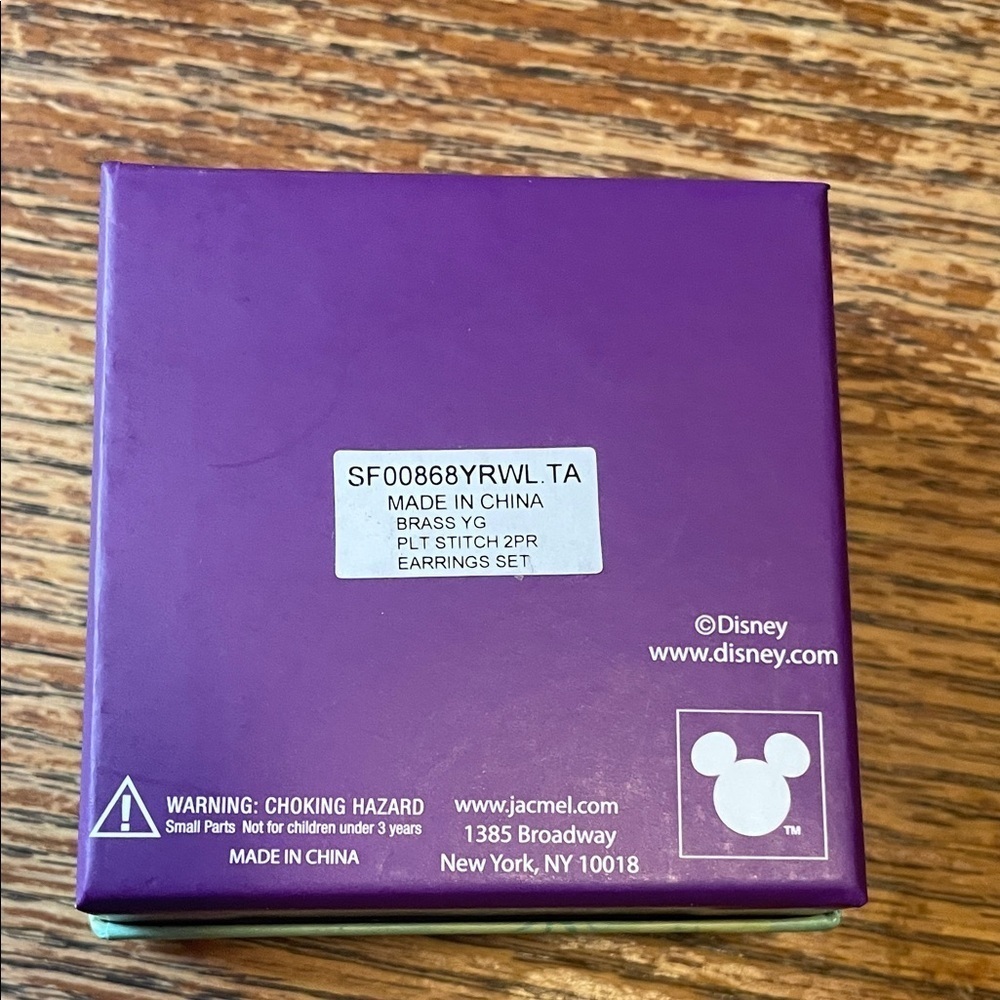 Disney Stitch Earrings with Red and Blue Details - Picture 4 of 4